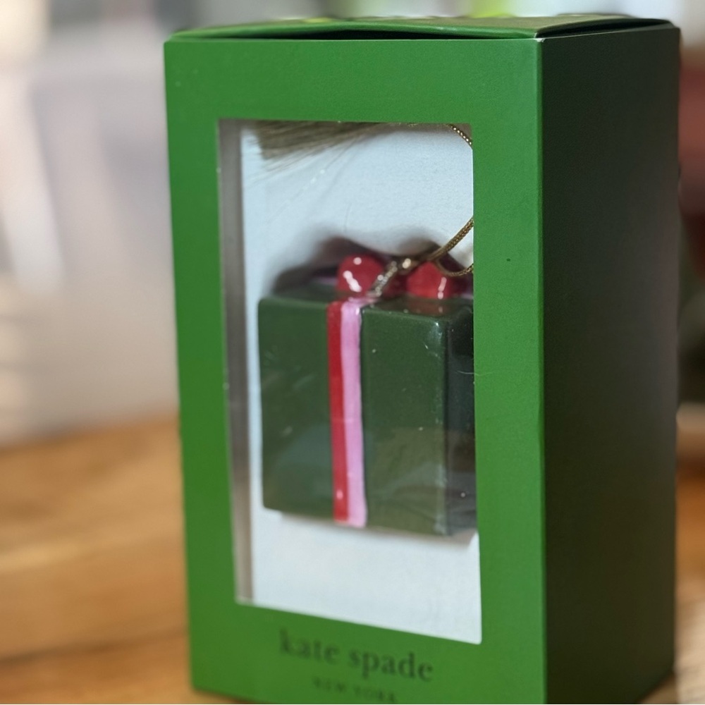 🎁 SALE! NIB ♠️ kate spade new york Be Jolly Gift Ornament - Lenox - Porcelain - Picture 7 of 8